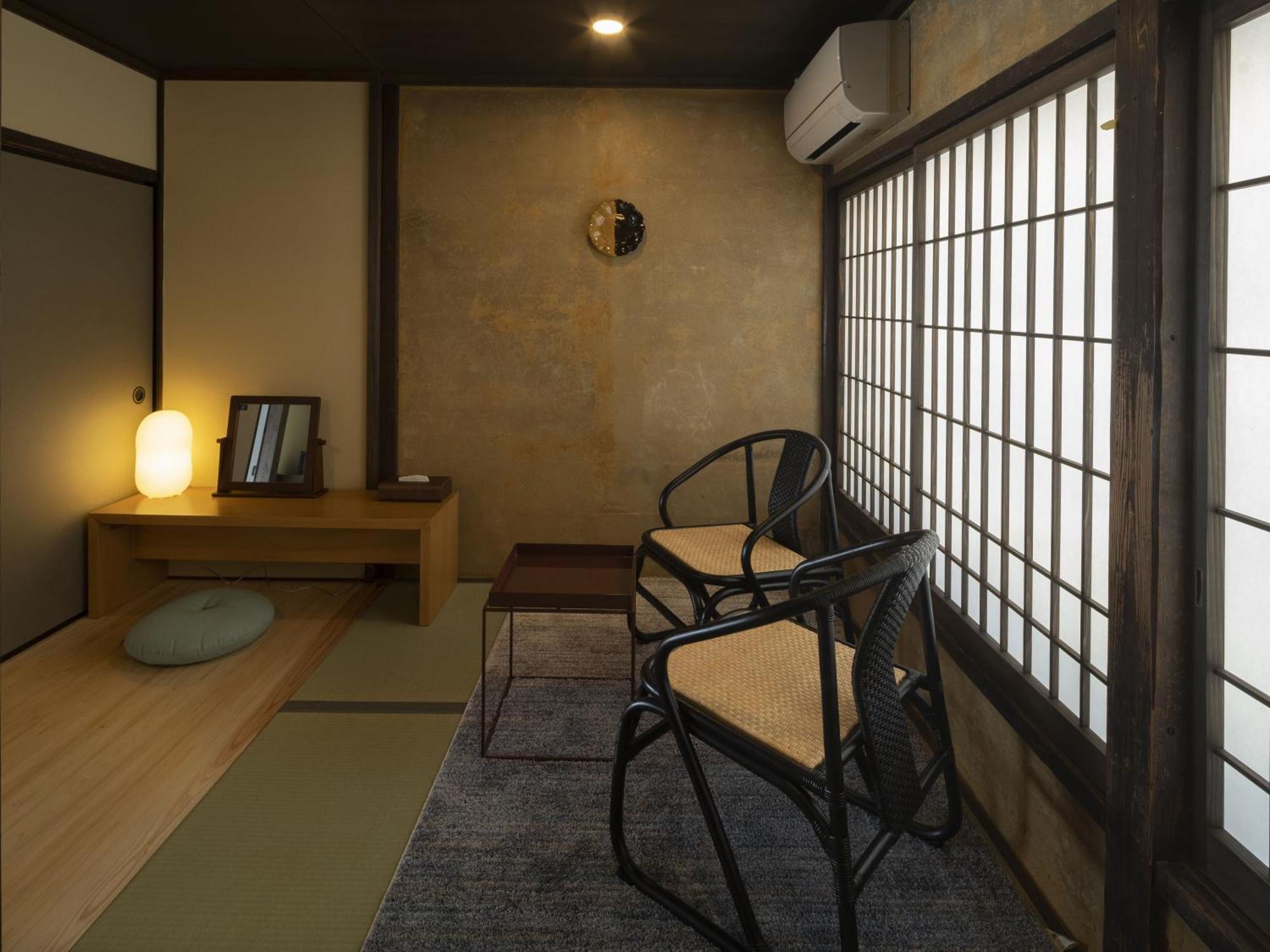 Nipponia Hotel Ozu Castle Town Esterno foto