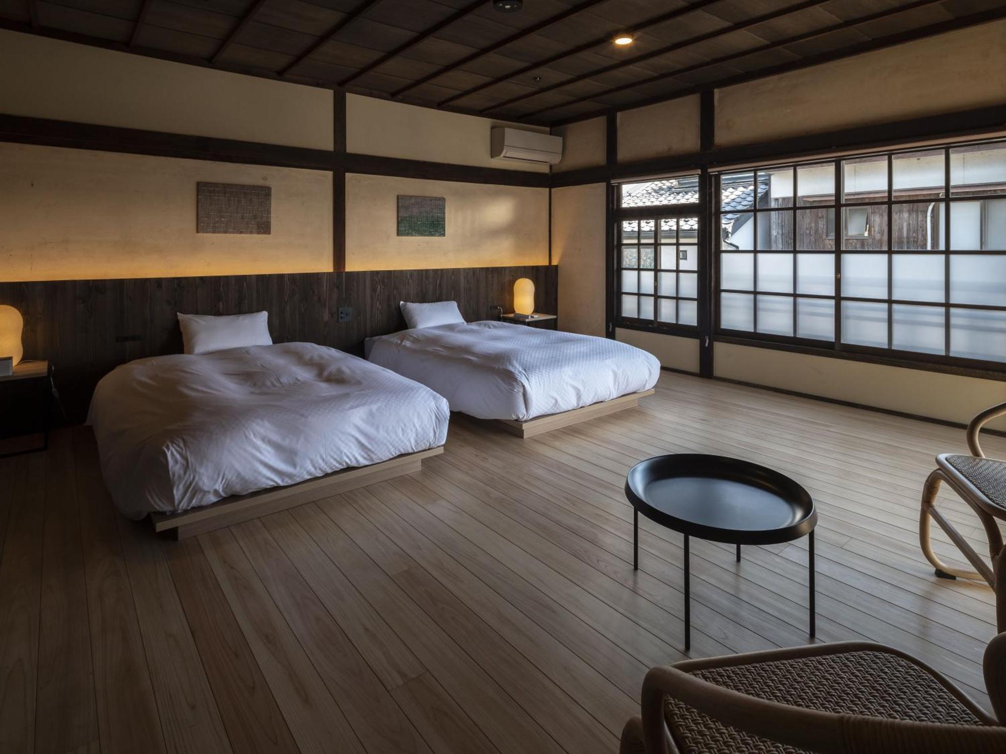 Nipponia Hotel Ozu Castle Town Esterno foto
