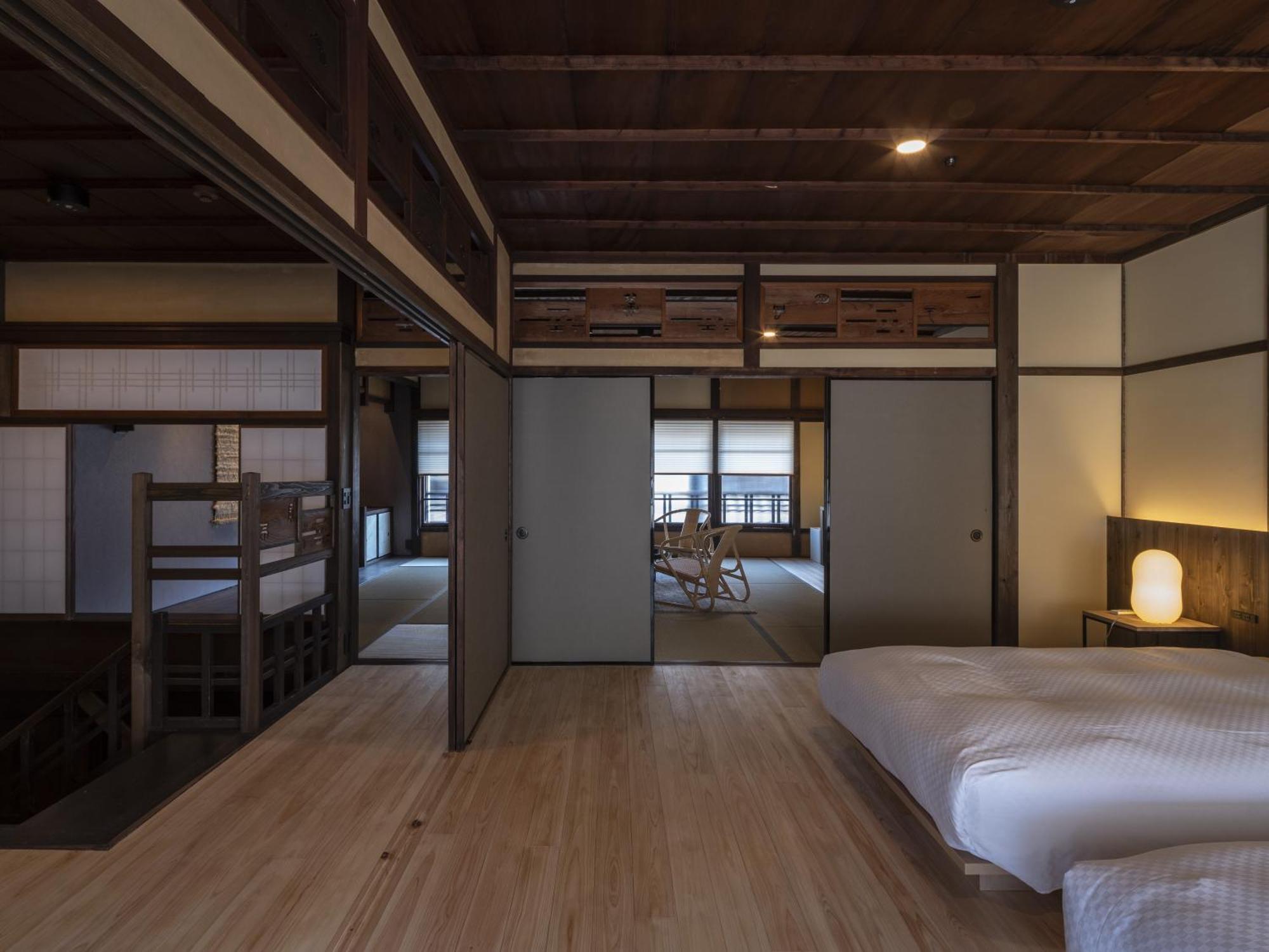 Nipponia Hotel Ozu Castle Town Esterno foto