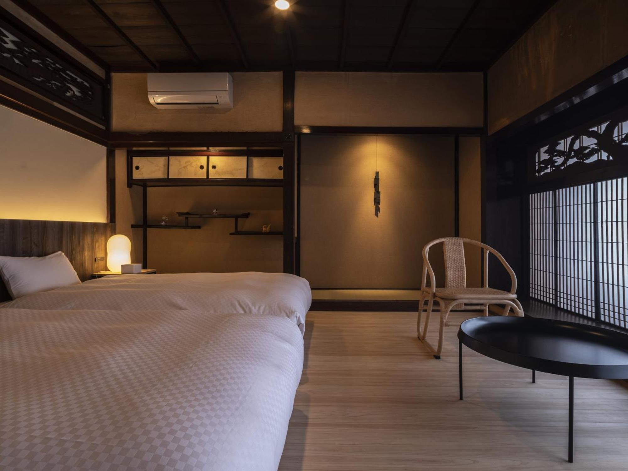 Nipponia Hotel Ozu Castle Town Esterno foto