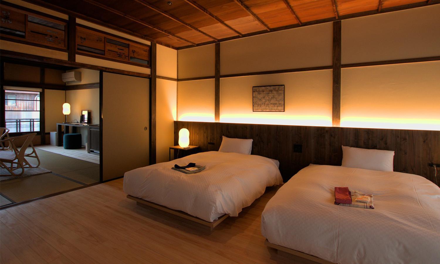 Nipponia Hotel Ozu Castle Town Esterno foto