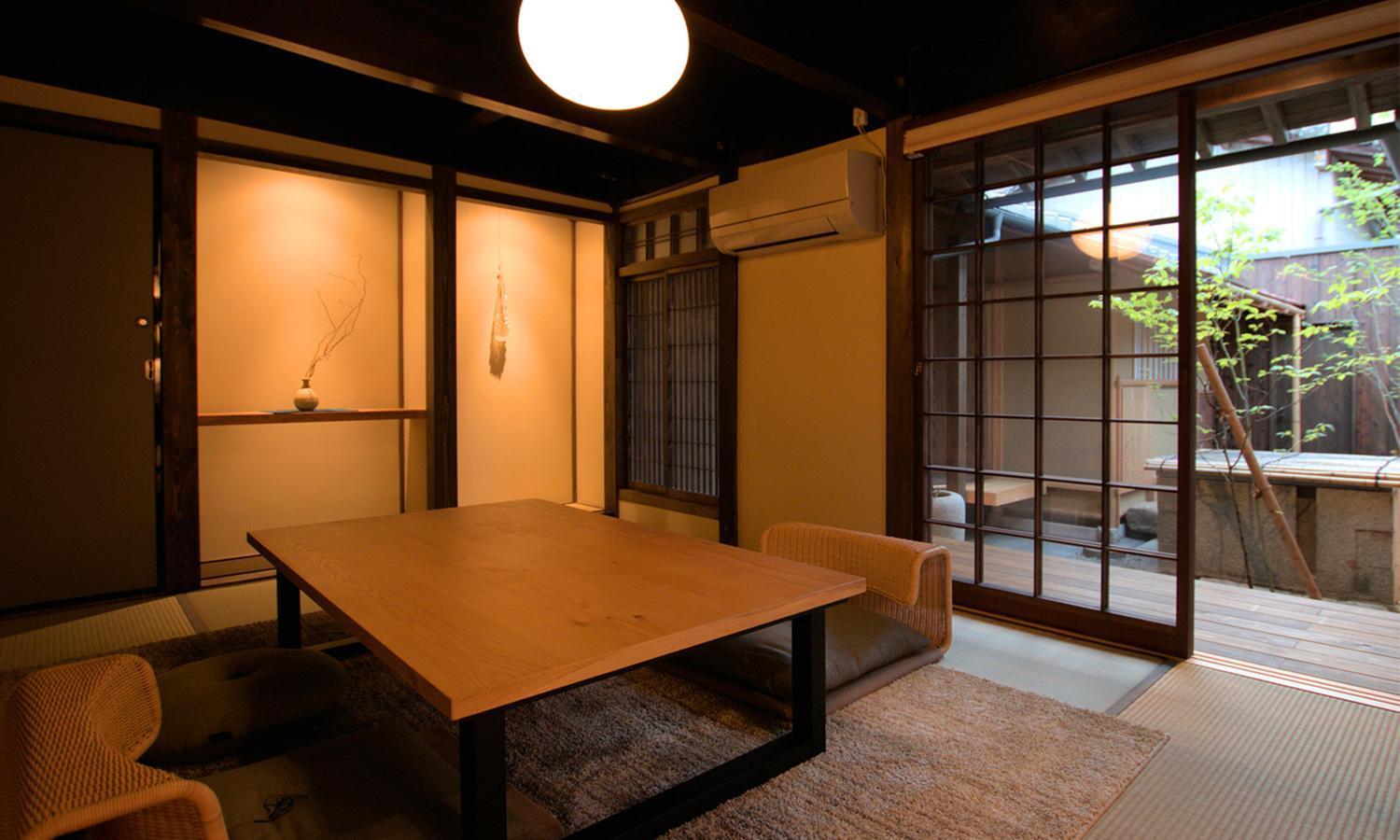 Nipponia Hotel Ozu Castle Town Esterno foto