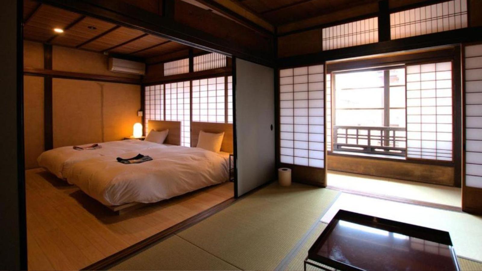 Nipponia Hotel Ozu Castle Town Esterno foto
